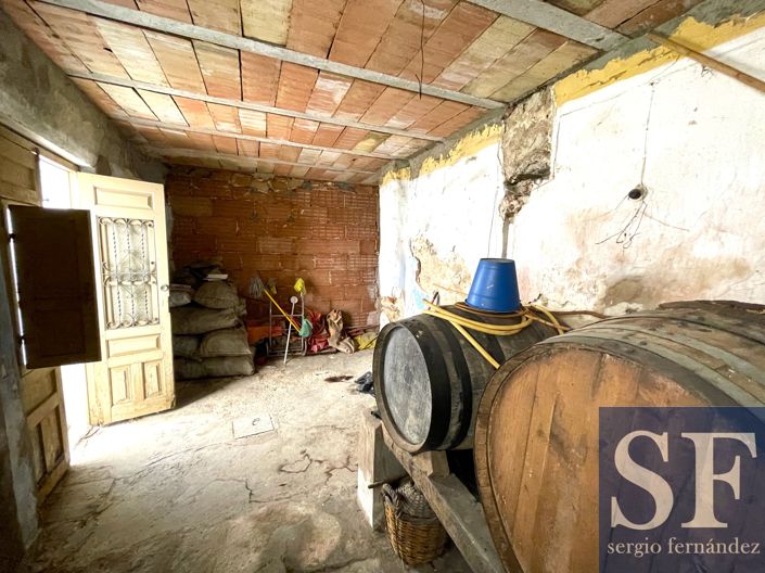 Image No.2-1 Bed Townhouse for sale