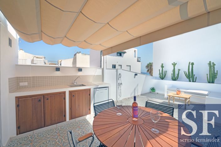 Image No.1-2 Bed Townhouse for sale