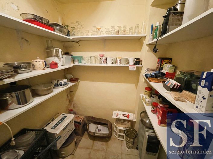 Image No.15-5 Bed Townhouse for sale