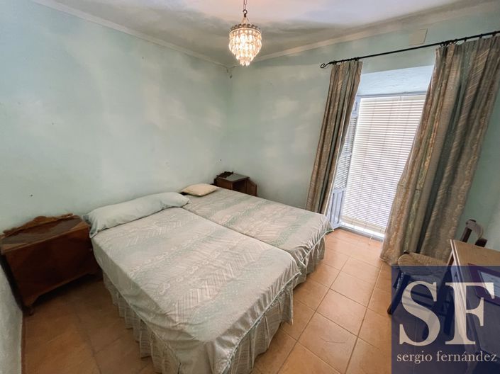 Image No.7-5 Bed Townhouse for sale