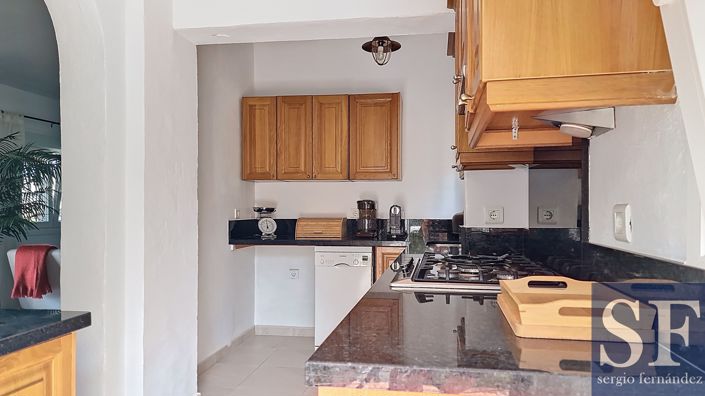 Image No.4-2 Bed Villa for sale