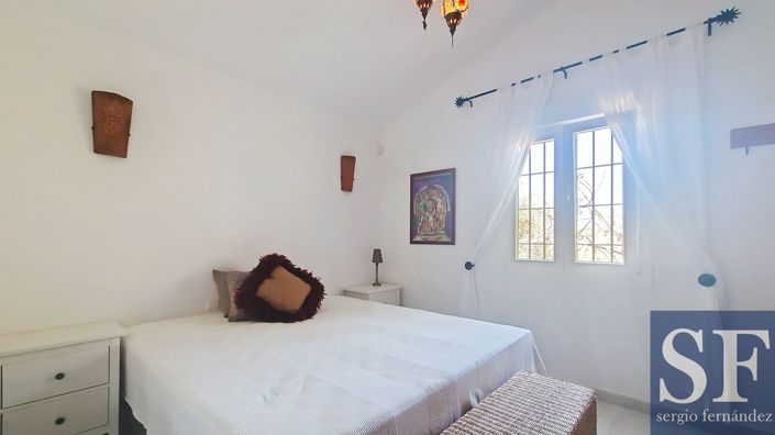 Image No.6-2 Bed Villa for sale