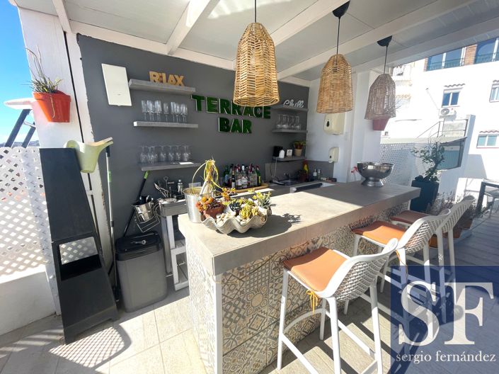 Image No.16-5 Bed Townhouse for sale