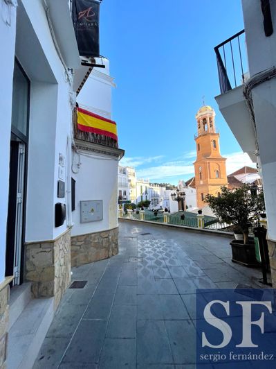 Image No.19-5 Bed Townhouse for sale