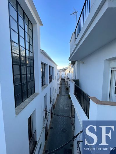 Image No.20-5 Bed Townhouse for sale