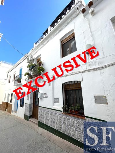 Image No.1-3 Bed Townhouse for sale