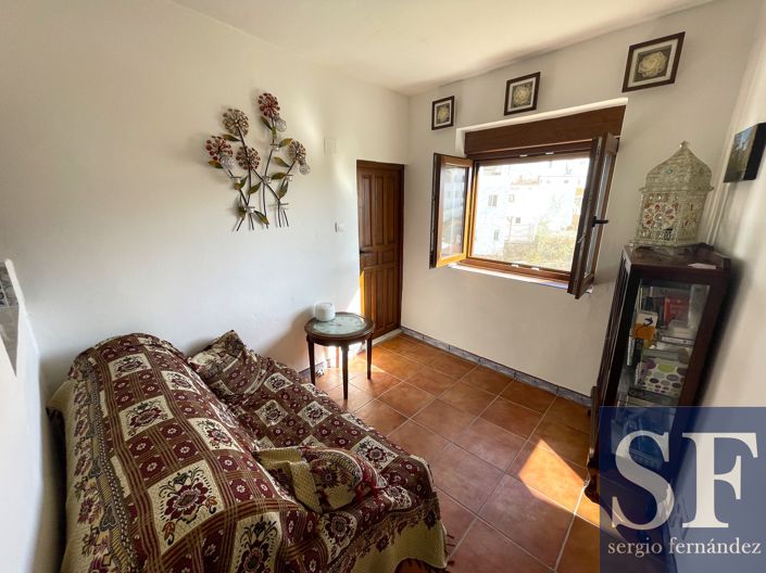 Image No.9-3 Bed Townhouse for sale