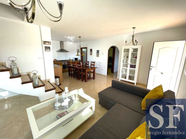 Image No.3-3 Bed Villa for sale