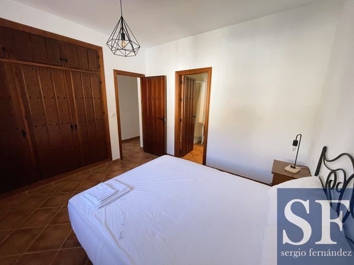 Image No.12-3 Bed Villa for sale