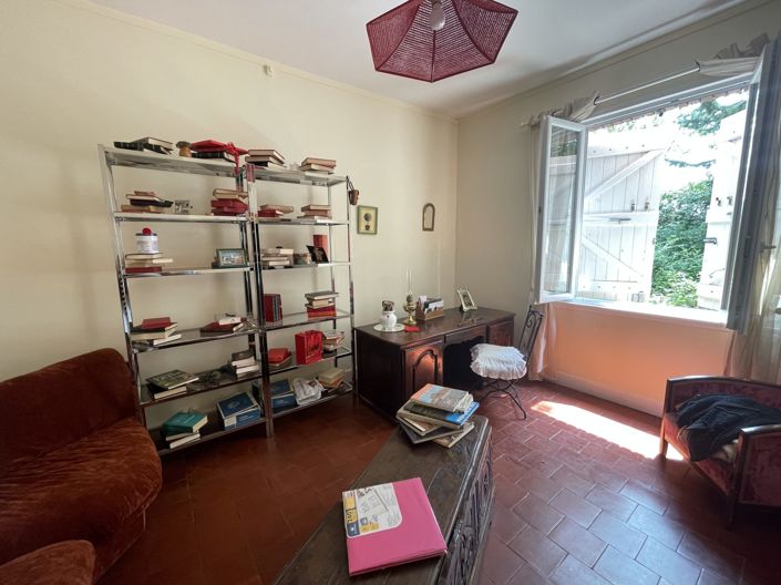 Image No.47-4 Bed House for sale