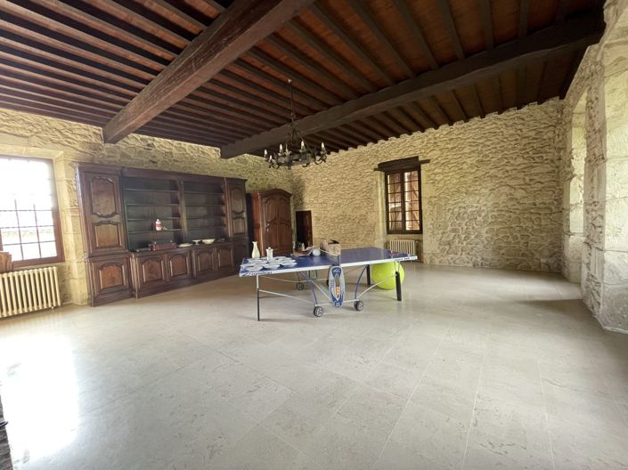 Image No.21-5 Bed Property for sale