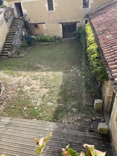 Image No.23-5 Bed Property for sale