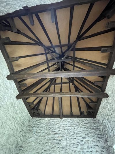 Image No.31-5 Bed Property for sale