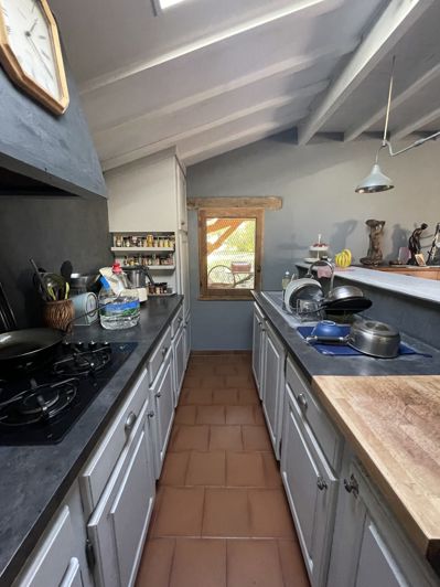 Image No.42-5 Bed Property for sale