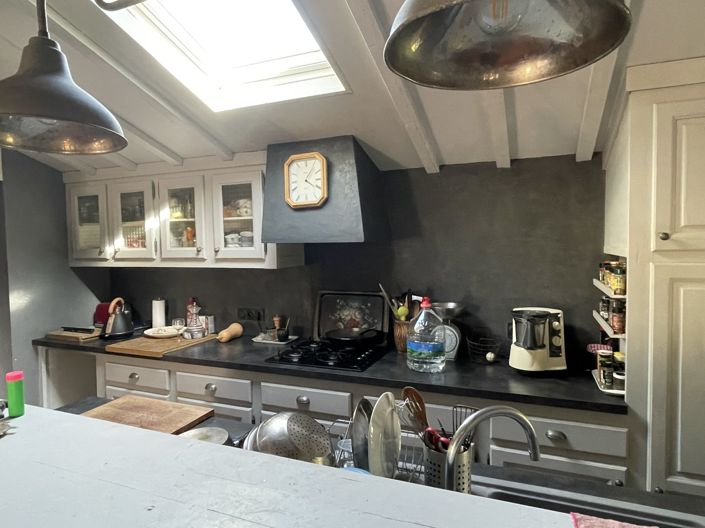 Image No.44-5 Bed Property for sale