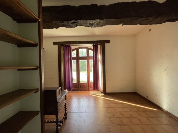 Image No.59-5 Bed Property for sale