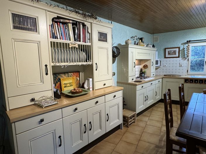 Image No.6-3 Bed House for sale