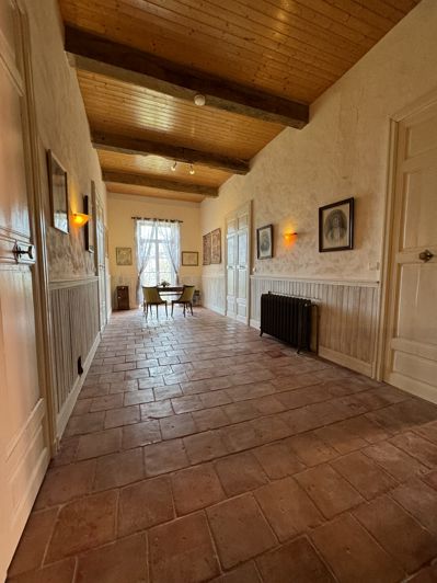 Image No.32-6 Bed House for sale