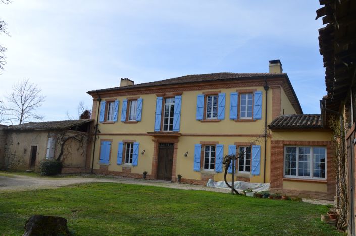 Image No.52-6 Bed House for sale