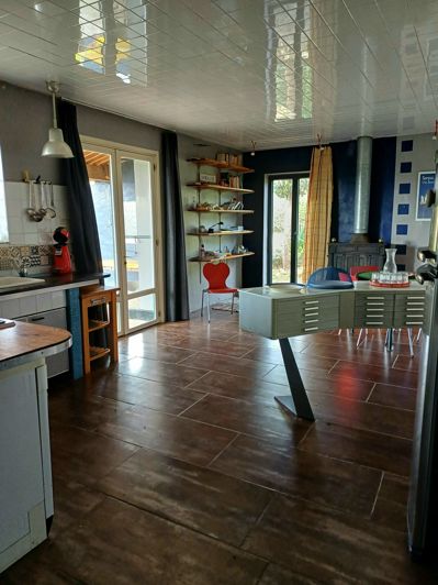 Image No.38-5 Bed House for sale