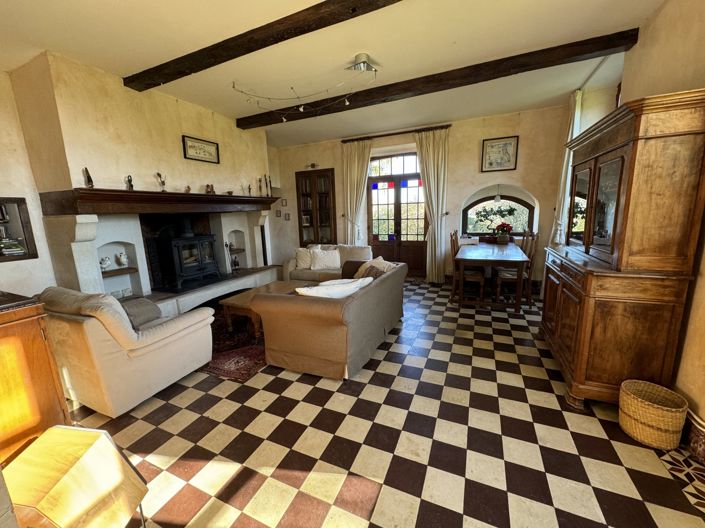 Image No.3-5 Bed House for sale