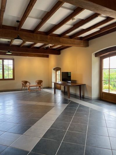 Image No.57-5 Bed House for sale