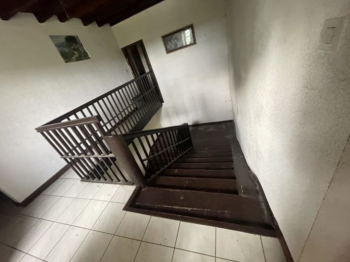 Image No.4-House for sale