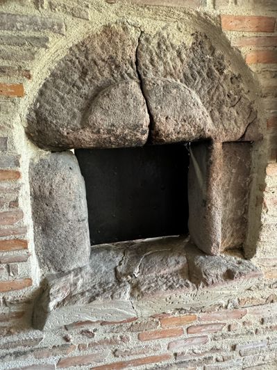 Image No.17-4 Bed House for sale