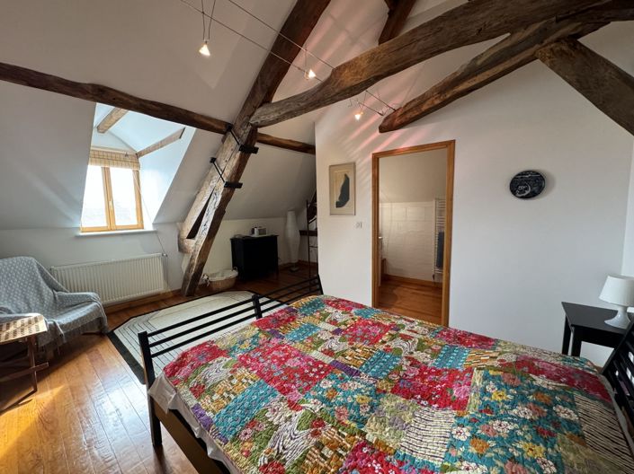 Image No.28-9 Bed House for sale