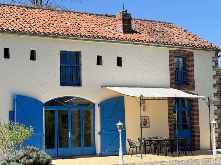 Image No.52-9 Bed House for sale