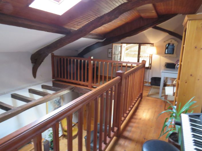 Image No.17-4 Bed House for sale