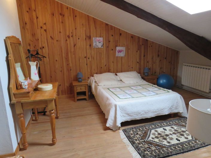 Image No.19-4 Bed House for sale