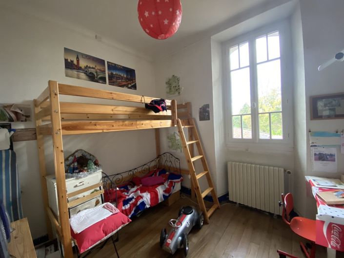 Image No.12-6 Bed House for sale