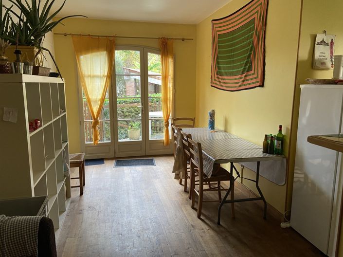 Image No.23-6 Bed House for sale