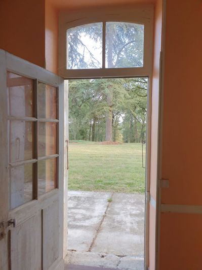 Image No.32-House for sale