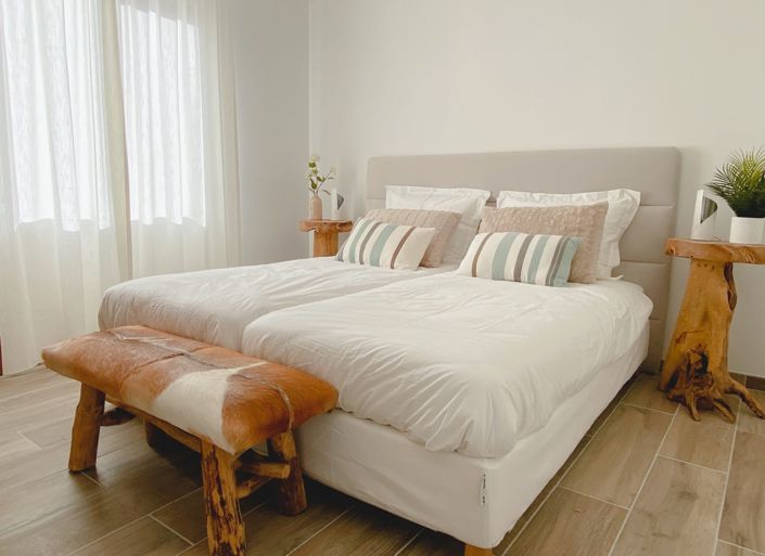 Image No.10-2 Bed Villa for sale