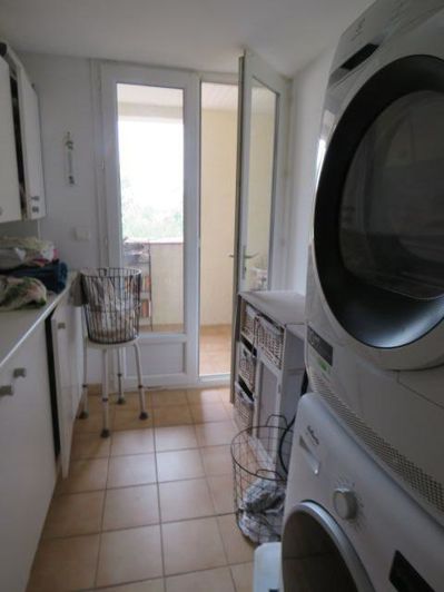 Image No.23-6 Bed House for sale