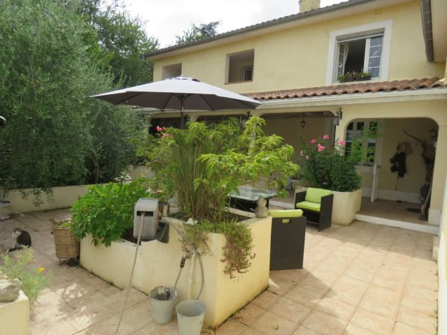 Image No.38-6 Bed House for sale