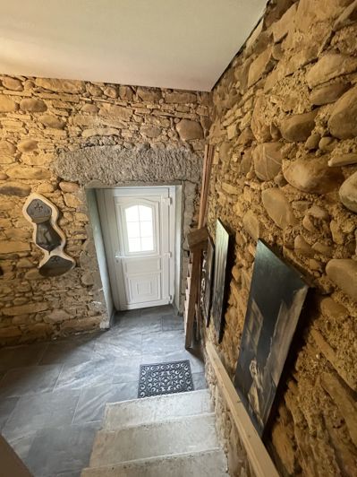 Image No.59-6 Bed House for sale