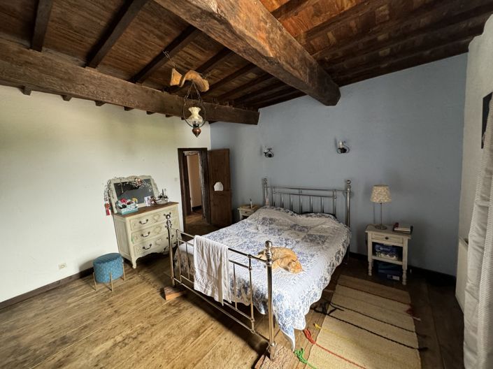 Image No.15-15 Bed House for sale