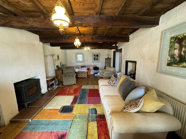 Image No.2-15 Bed House for sale