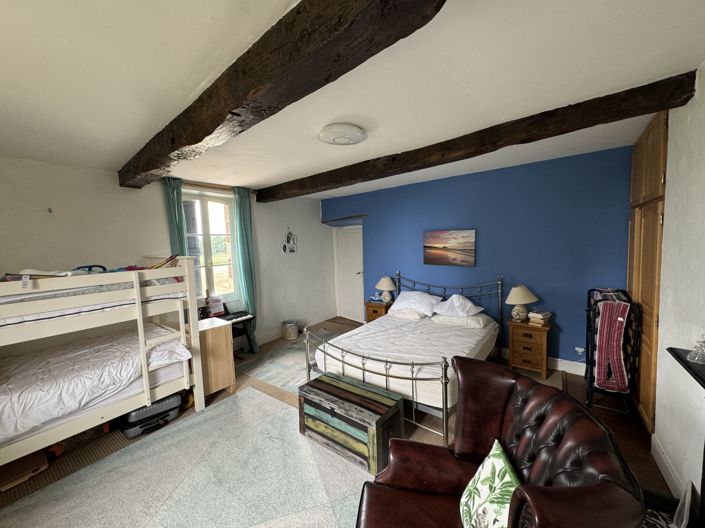 Image No.20-15 Bed House for sale