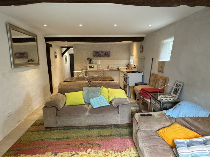 Image No.22-15 Bed House for sale