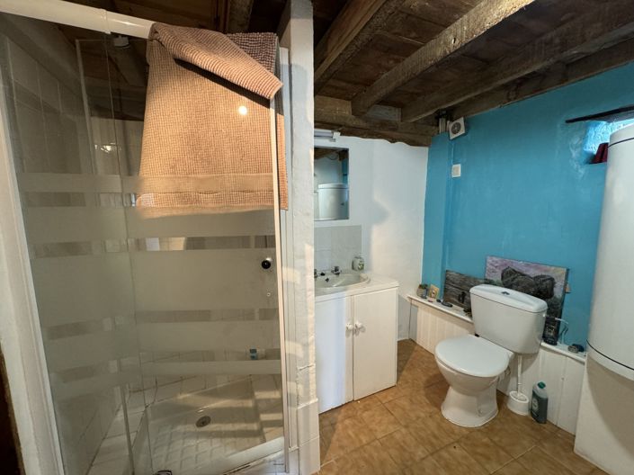 Image No.31-15 Bed House for sale