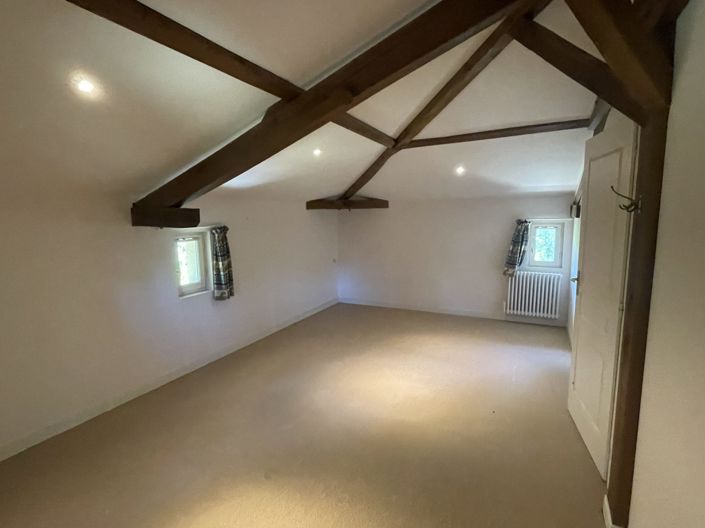 Image No.18-3 Bed Country House for sale