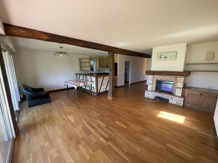 Image No.7-3 Bed Country House for sale