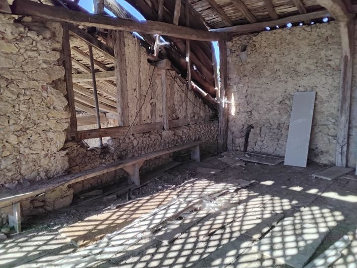 Image No.18-4 Bed House for sale