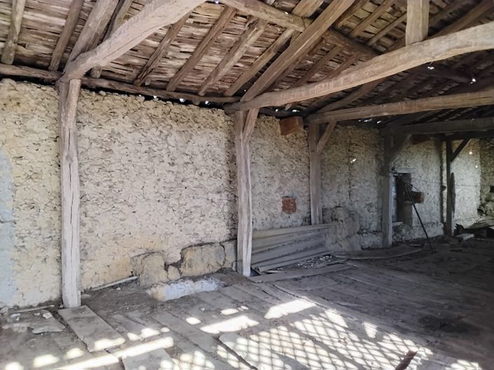 Image No.19-4 Bed House for sale