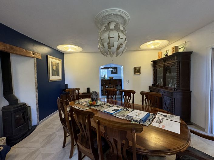 Image No.15-3 Bed House for sale