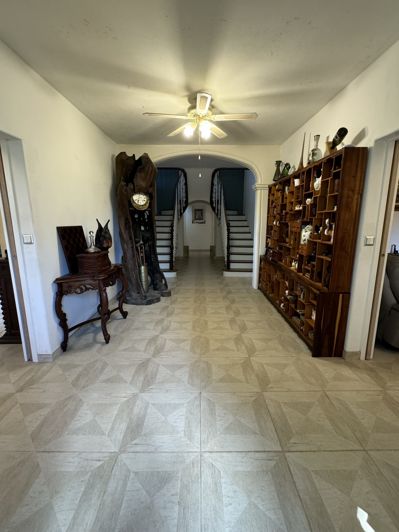 Image No.17-3 Bed House for sale